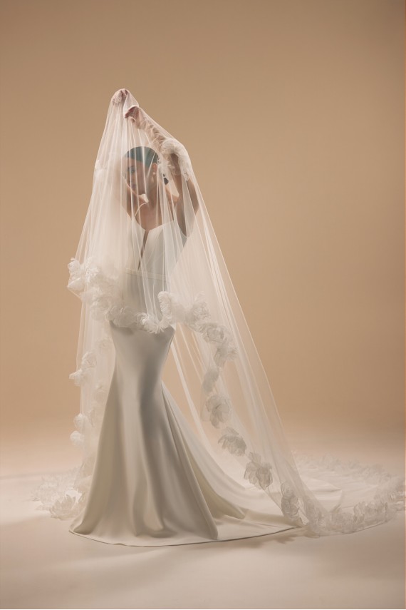 Lily (veil)
